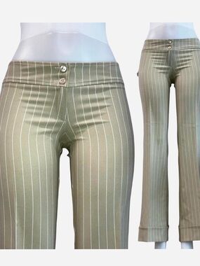 Vintage 90s/Y2K pinstriped cuffed flared low-rise pants.